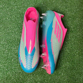 Chuteira Campo Molhado SG Adidas F50 Primeknit Elite Azul Claro e Rosa - Tamanho 44,5 EUR