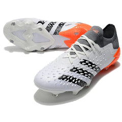 Chuteira Campo FG Adidas Predator Freak.1 Low Whitespark Pack