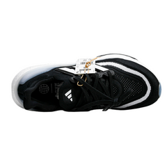 Tênis de Corrida Adidas Ultraboost Light Preto e Branco