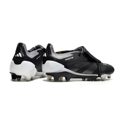 Chuteira Campo FG Adidas Predator 30 Elite Com Língua Preta e Branca