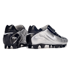 Chuteira Campo Nike Air Zoom Total 90 III FG Prata e Preta