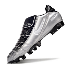 Chuteira Campo Nike Air Zoom Total 90 III FG Prata e Preta