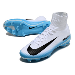 Chuteira Campo Nike Mercurial Superfly 5 Elite FG Branca e Azul Claro