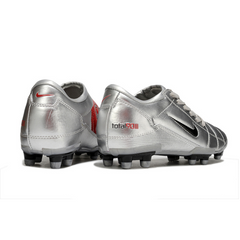Chuteira Campo Nike Total 90 III FG Prata