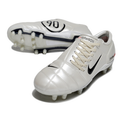 Chuteira Campo Nike Total 90 III FG Branca