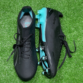 Botas de fútbol Puma Ultra Ultimate FG negras y azules, talla 39