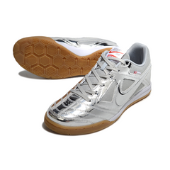 Chuteira Futsal Nike SB Gato X Supreme IC Prata