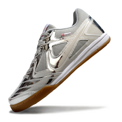 Chuteira Futsal Nike SB Gato X Supreme IC Prata