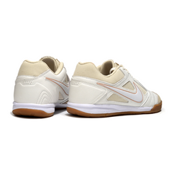 Chuteira Futsal IC Nike SB Gato X Supreme Branca Indoor