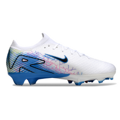 Chuteira Infantil Campo Nike Air Zoom Mercurial Vapor 16 Elite FG Branca e Azul Claro