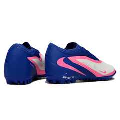 Chuteira Infantil Society Nike Phantom 6 Pro TF Branca, Azul e Rosa