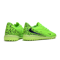 Chuteira Society Nike Phantom 6 Academy TF Verde Fluorescente