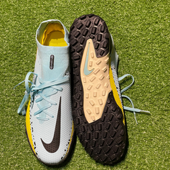 Chuteira Society Nike Phantom GT 2 Pro DF TF Lucent Pack Tamanho 40