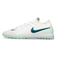 Chuteira Society TF Nike Phantom GX2 Elite Pack Chromatic