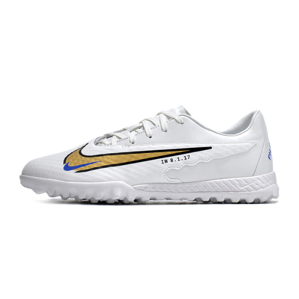 Chuteira Society Nike Phantom GX Academy TF Harry Kane Branca Pack - VENI Futebol