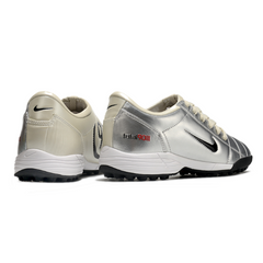 Chuteira Society TF Nike Total 90 III Prateada e Bege