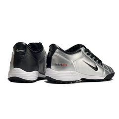 Chuteira Society TF Nike Total 90 III Prateada e Preta