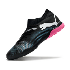 Chuteira Society Puma Future 7 TF Preta, Azul e Rosa - VENI Futebol