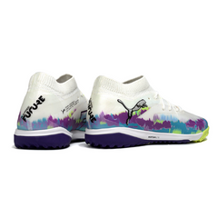 Botas de fútbol Puma Future 8 TF Society en blanco, morado y verde
