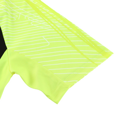 Nike T-Shirt + Shorts Set in Black and Light Green