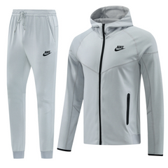 Conjunto para clima frío de chaqueta y pantalón Nike Tech-Fleece