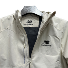 Jaqueta Corta-Vento New Balance Bege