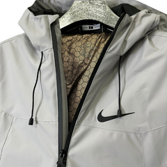 Jaqueta Corta-Vento Nike Cinza