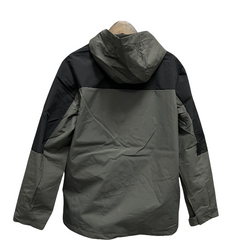 Cortavientos Nike verde y negro