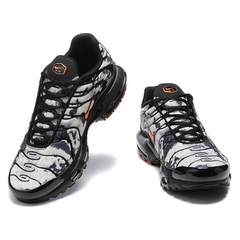 Tênis Casual Nike Air Max Plus TN Branco e Cinza e Preto