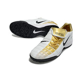 Chuteira Society TF Nike Air Zoom Total 90 III Branca e Dourada