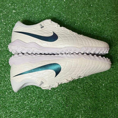 Chuteira Society TF Nike Tiempo 10 Legend Pro Branco - Tamanho 44,5 EUR