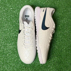 Chuteira Society TF Nike Tiempo 10 Legend Pro Branco - Tamanho 44,5 EUR
