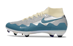 Chuteira Campo FG Nike x Patta Mercurial Superfly Elite Prateado, Azul e Branco