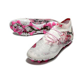 Chuteira Campo Sintético AG Puma Future 8 Branca e Rosa