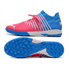 Chuteira Society TF Puma Future Z 1.3 Azul e Rosa