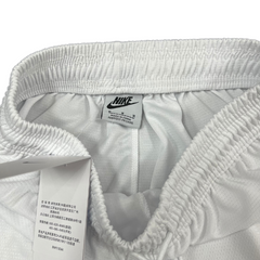 Shorts Nike Branco, Cinza e Preto