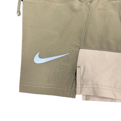 Shorts Nike Marrom