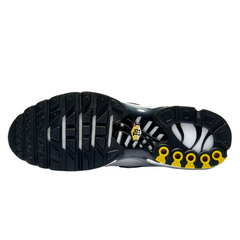 Tênis Nike Air Max Plus TN Preto e Branco