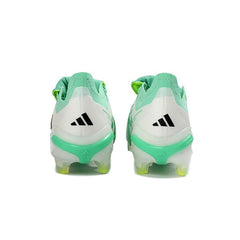 Chuteira Campo FG Adidas Predator 26 Elite Com Língua Verde-Clara e Branca Infantil