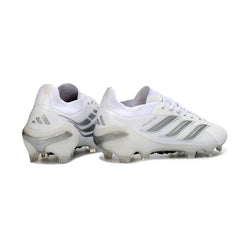 Chuteira Campo FG Adidas Predator 26 Elite Branca e Prateada