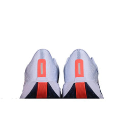 Tênis de Corrida Nike Air Zoom Pegasus 35 Branco e Laranja