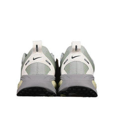 Tênis de Corrida Nike Air Zoom Vomero 18 Cinza