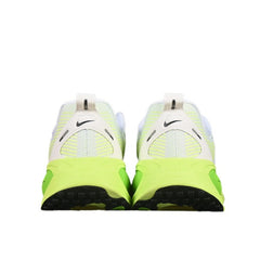 Tênis de Corrida Nike Air Zoom Vomero 18 Verde Branco