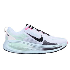 Tênis de Corrida Nike Air Zoom Vomero 18 Branco e Azul Claro