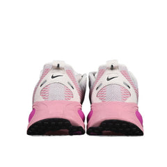 Tênis de Corrida Nike Air Zoom Vomero 18 Branco e Rosa