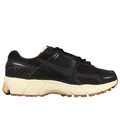 Tênis de Corrida Nike Air Zoom Vomero 5 Preto e Bege