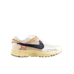 Tênis de Corrida Nike Air Zoom Vomero 5 Branco e Bege