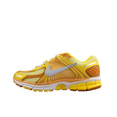 Tênis de Corrida Nike Air Zoom Vomero 5 Amarelo e Branco