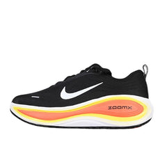 Tênis de Corrida Nike Air Zoom Vomero Plus Preto e Laranja