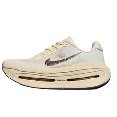 Tênis de Corrida Nike Air Zoom Vomero Premium Bege